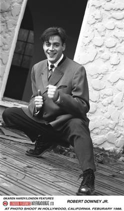 2001 ROBERT DOWNEY JR. AT PHOTO SHOOT IN HOLLYWOOD, CALIFORNIA. FEBURARY 1988. 2001 ROBERT DOWNEY JR. AT PHOTO SHOOT IN HOLLYWOOD, CALIFORNIA. FEBURARY 1988. ,  Copyright: xKarenxHardyx xAvalonx 0546670624