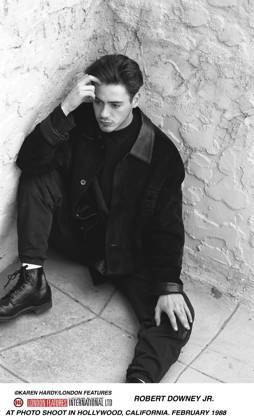 2001 ROBERT DOWNEY JR. AT PHOTO SHOOT IN HOLLYWOOD, CALIFORNIA. FEBRUARY 1988. 2001 ROBERT DOWNEY JR. AT PHOTO SHOOT IN HOLLYWOOD, CALIFORNIA. FEBRUARY 1988. ,  Copyright: xKarenxHardyx xAvalonx 0546670676