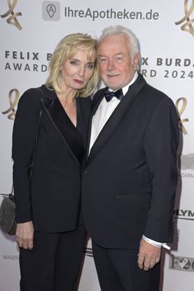Wolfgang Kubicki mit Ehefrau Annette Marberth-Kubicki bei der 19. Verleihung des Felix Burda Award 2024 im Hotel Adlon Kempinski. Berlin, 21.04.2024
