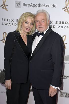 Wolfgang Kubicki mit Ehefrau Annette Marberth-Kubicki bei der 19. Verleihung des Felix Burda Award 2024 im Hotel Adlon Kempinski. Berlin, 21.04.2024