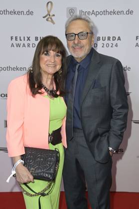 Wolfgang Stumph mit Ehefrau Christine Stumph bei der 19. Verleihung des Felix Burda Award 2024 im Hotel Adlon Kempinski. Berlin, 21.04.2024
