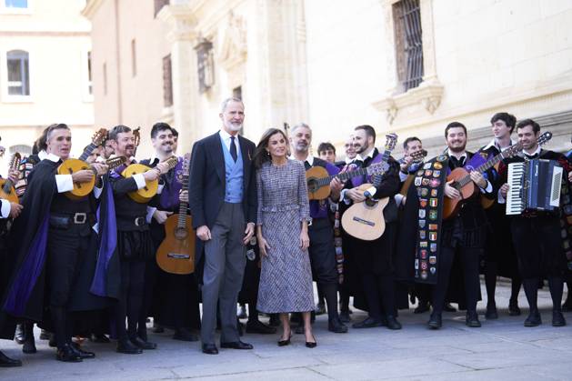 23-04-2024 Madrid Queen Letizia and King Felipe attend the Spanish Miguel de Cervantes 2023 literature prize, awarded to Luis Mateo Diez, at the auditorium of the university of Alcala de Henares in Madrid. No Spain Â  Copyright: xPPEx