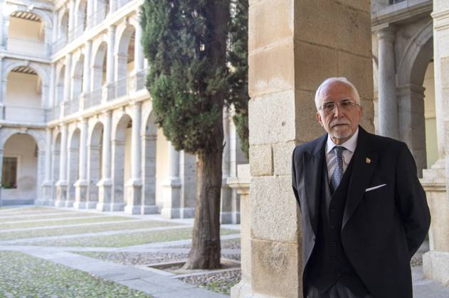 Luis Mateo Diez bei der Verleihung des Premio Miguel de Cervantes für Literatur an Luis Mateo Diez in der Universidad de Alcala. Alcala de Henares, 23.04.2024