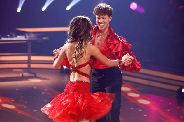 Ann-Kathrin Bendixen mit Valentin Lusin in der achten Live-Show der 17. Staffel der RTL-Tanzshow Let s Dance im MMC Coloneum. Köln, 26.04.2024