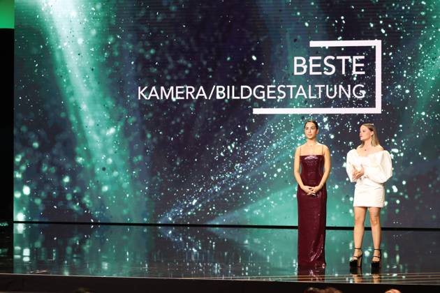 Deutscher Filmpreis 2024 Gizem Emre und Jasna Fritzi Bauer bei der Verleihung der Lola - Deutscher Filmpreis 2024 im Theater am Potsdamer Platz in Berlin 03.05.2024 Copyright: xEventpressx