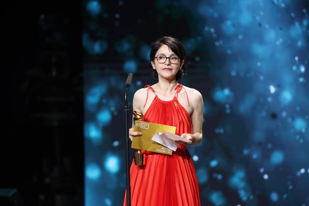 Deutscher Filmpreis 2024 BESTES DREHBUCH AysÌße Polat · IM TOTEN WINKEL bei der Verleihung der Lola - Deutscher Filmpreis 2024 im Theater am Potsdamer Platz in Berlin 03.05.2024 Copyright: xEventpressx