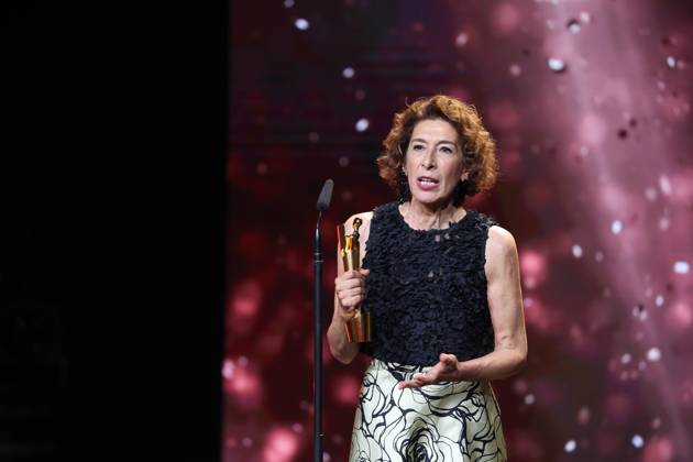 Deutscher Filmpreis 2024 BESTE WEIBLICHE NEBENROLLE Adele Neuhauser · 15 JAHRE bei der Verleihung der Lola - Deutscher Filmpreis 2024 im Theater am Potsdamer Platz in Berlin 03.05.2024 Copyright: xEventpressx