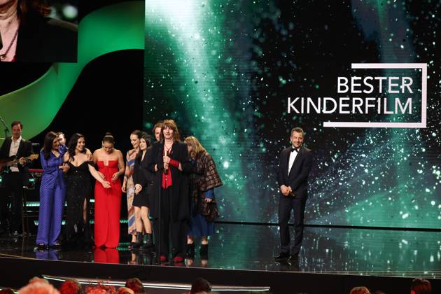 Deutscher Filmpreis 2024 BESTER KINDERFILM - Sieger Sein bei der Verleihung der Lola - Deutscher Filmpreis 2024 im Theater am Potsdamer Platz in Berlin 03.05.2024 Copyright: xEventpressx