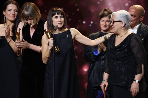 Deutscher Filmpreis 2024 BESTER DOKUMENTARFILM SIEBEN WINTER IN TEHERAN bei der Verleihung der Lola - Deutscher Filmpreis 2024 im Theater am Potsdamer Platz in Berlin 03.05.2024 Copyright: xEventpressx