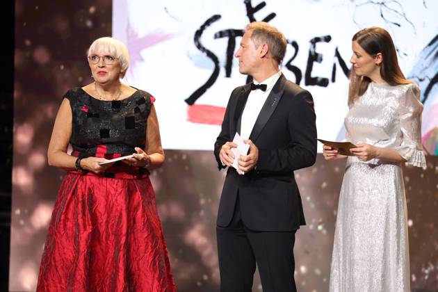 Deutscher Filmpreis 2024 Claudia Roth, Florian Gallenberger, Alexandra Maria Lara bei der Verleihung der Lola - Deutscher Filmpreis 2024 im Theater am Potsdamer Platz in Berlin 03.05.2024 Copyright: xEventpressx