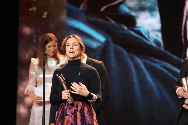 Deutscher Filmpreis 2024 BESTER SPIELFILM SILBER Der Fuchs bei der Verleihung der Lola - Deutscher Filmpreis 2024 im Theater am Potsdamer Platz in Berlin 03.05.2024 Copyright: xEventpressx