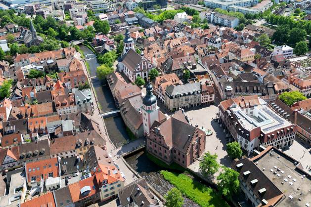 xsvx, News Wirtschaft Reise, Ettlingen, emwirt v.l. Ettlingen Stadt Altstadt Kernstadt Rathaus Marktplatz Alb Ettlingen