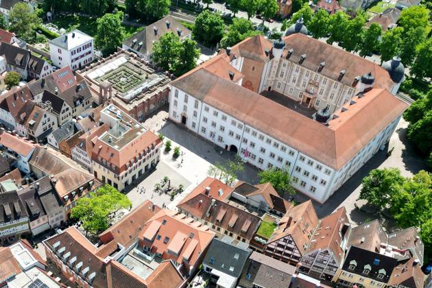 xsvx, News Wirtschaft Reise, Ettlingen, emwirt v.l. Ettlingen Stadt Altstadt Kernstadt Rathaus Marktplatz Alb Schloss Ettlingen