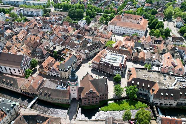 xsvx, News Wirtschaft Reise, Ettlingen, emwirt v.l. Ettlingen Stadt Altstadt Kernstadt Rathaus Marktplatz Alb Schloss Ettlingen