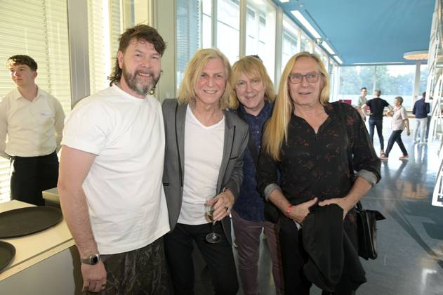 Rea Garvey, Rüdiger Ritchie Barton, Tobias Künzel und Uwe Hassbecker bei der Verleihung des Fred Jay Preises 2024 im bcc Berlin Congress Center. Berlin, 14.05.2024