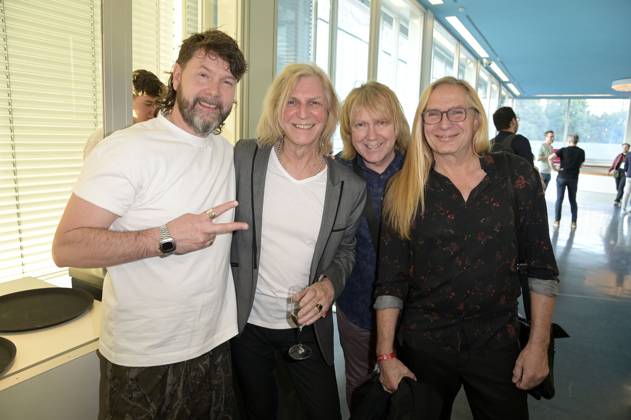 Rea Garvey, Rüdiger Ritchie Barton, Tobias Künzel und Uwe Hassbecker bei der Verleihung des Fred Jay Preises 2024 im bcc Berlin Congress Center. Berlin, 14.05.2024