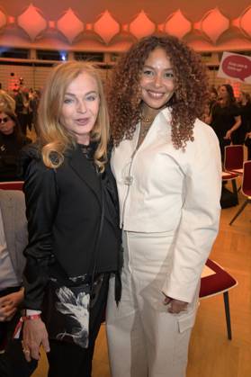 Inga Humpe und Joy Denalane bei der Verleihung des Fred Jay Preises 2024 im bcc Berlin Congress Center. Berlin, 14.05.2024