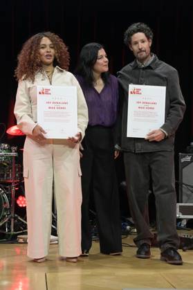 Joy Denalane, Jasmin Tabatabai und Max Herre bei der Verleihung des Fred Jay Preises 2024 im bcc Berlin Congress Center. Berlin, 14.05.2024