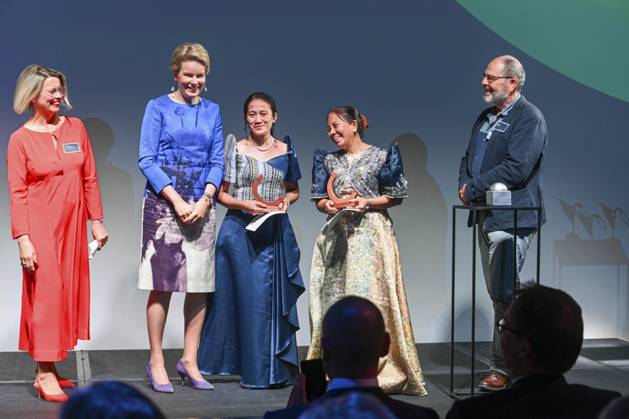Queen Mathilde WOMED Award Belgium, Brussels, 15 May 2024 Her Majesty Queen Mathilde of Belgium presents the annual WOMED Award at the BluePoint in Schaerbeek. This is the 25th edition of the award, an initiative of Vrouwennet vzw and UNIZO. It rewards an entrepreneur who harmoniously combines her business with a social commitment. The Queen also presents the WOMED Award Sud every two years. This year, the South Award goes to a talented entrepreneur from the Philippines. This year s winners are Ms domina Daisy Yoo, Ms Floricel Cel Sanjora for the South and Mevrouw Elly Huysmans for the Glowi company. F.Andrieu Agencepeps Brussels Belgium  Copyright: xContentxCurationx F.Andrieu Agencepeps CCx