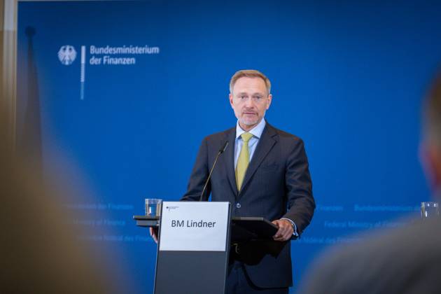 News Bilder des Tages Berlin, Pressekonferenz mit Christian Lindner zur 166. Steuerschätzung im Bundesfinanzministerium 166. Steuerschaetzung Christian Lindner Bundesfinanzminister (FDP) bei der Pressekonferenz zur 166. Steuerschaetzung im Bundesfinanzministerium, Berlin , 16.05.2024 Berlin Berlin Deutschland