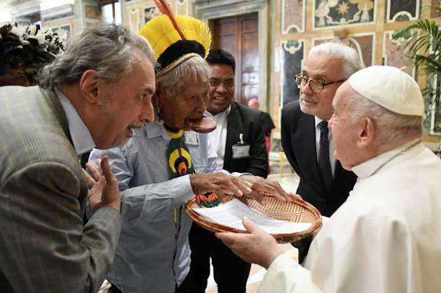 News Bilder des Tages **NO LIBRI** Italy, Rome, Vatican, 2024 5 16. Pope Francis receives in private audience Participants of the Meeting sponsored by the Pontifical Academies of Sciences and Social Sciencesi in the Vatican. Photograph by VATICAN MEDIA Catholic Press Photo  Copyright: xVATICANxMEDIAx xipa-agency.netx xVaticanxMediax IPA_Agency_IPA46138881