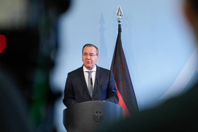 Pressestatement im Bundesministerium der Verteidigung, Boris Pistorius Bundesminister der Verteidigung Boris Pistorius empfängt seinen litauischen Amtskollegen Laurynas Kasciunas zum Antrittsbesuch Berlin Berlin GER