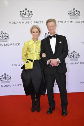 STOCKHOLM, SWEDEN 20240521 Lena Endre and her husband Martin Wickström arrive at the Polar Prize 2024, awarded at the Grand Hotel in Stockholm STOCKHOLM SWEDEN x10070x  Copyright: xJessicaxGow TTx POLARPRISET 2024 6ulDkw_fLRE