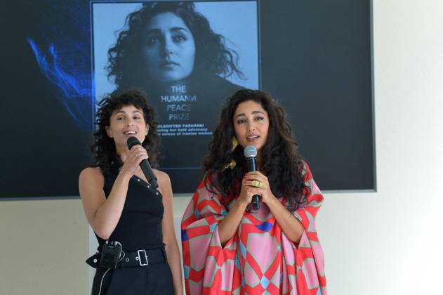 Remise du prix Human Prize dans le cadre de la semaine du cinÃ ma positif lors du 77eme Festival International du Film de Cannes Barbara Pravi, Golshifteh Farahani Remise du prix Human Prize dans le cadre de la semaine du cinÃ ma positif lors du 77eme Festival International du Film de Cannes le 23 mai 2024 Rachid Bellak Bestimage Presentation of the Human Prize as part of the positive cinema week during the 77th Cannes International Film Festival on May 23, 2024 Rachid Bellak Bestimage Cannes France  Copyright: xRACHIDxBELLAKx xBESTIMAGExRACHIDxBELLAKx xBESTIMAGEx