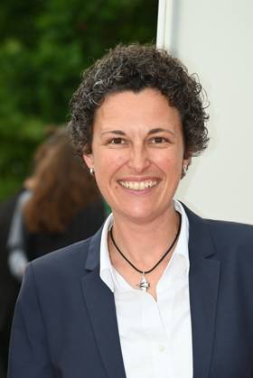 WDR Direktorin Dominique Hoffmann, Direktorin Produktion und Technik, kommt zu der Verleihung 34. Deutscher Kamerapreis