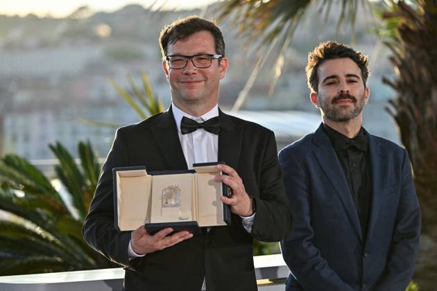 Cannes 2024 Winners Photocall NebojÅ¡a SlijepÄeviÄ? at the Winners Photocall during the 77th Cannes Film Festival in Cannes, France on May 25, 2024. Photo by Julien Reynaud APS-Medias ABACAPRESS.COM Cannes France  Copyright: xReynaudxJulien APS-Medias ABACAx