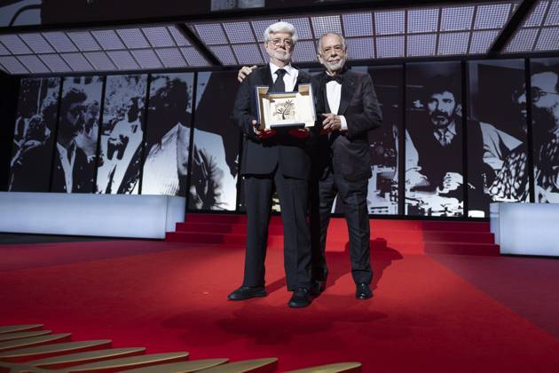 B CÃ rÃ monie de clÃ ture du 77eme Festival International du Film de Cannes au Palais des Festivals Ã Cannes George Lucas Palme d?or d?honneur , Francis Ford Coppola CÃ rÃ monie de clÃ ture du 77eme Festival International du Film de Cannes au Palais des Festivals Ã Cannes Le 25 mai 2024 Borde Jacovides Moreau Bestimage Closing ceremony of the 77th Cannes International Film Festival at the Palais des Festivals in Cannes, France On may 25th 2024 Cannes France  Copyright: xOLIVIERxBORDEx xBESTIMAGExOLIVIERxBORDEx xBESTIMAGEx