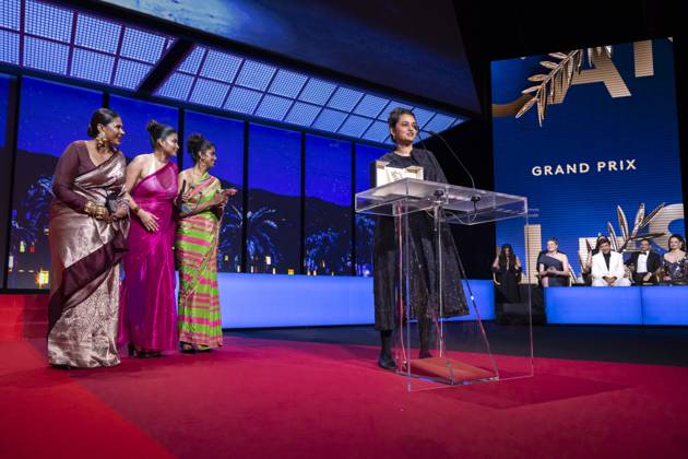 B CÃ rÃ monie de clÃ ture du 77eme Festival International du Film de Cannes au Palais des Festivals Ã Cannes Chhaya Kadam, Payal Kapadia, Divya Prabha, Kani Kusruti Grand Prix pour Â All we imagine as light Â CÃ rÃ monie de clÃ ture du 77eme Festival International du Film de Cannes au Palais des Festivals Ã Cannes On may 25th 2024 Borde Jacovides Moreau Bestimage Closing ceremony of the 77th Cannes International Film Festival at the Palais des Festivals in Cannes, France On may 25th 2024 Cannes France  Copyright: xOLIVIERxBORDEx xBESTIMAGExOLIVIERxBORDEx xBESTIMAGEx