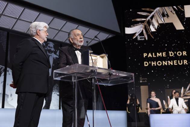 B CÃ rÃ monie de clÃ ture du 77eme Festival International du Film de Cannes au Palais des Festivals Ã Cannes George Lucas Palme d?or d?honneur , Francis Ford Coppola CÃ rÃ monie de clÃ ture du 77eme Festival International du Film de Cannes au Palais des Festivals Ã Cannes Le 25 mai 2024 Borde Jacovides Moreau Bestimage Closing ceremony of the 77th Cannes International Film Festival at the Palais des Festivals in Cannes, France On may 25th 2024 Cannes France  Copyright: xOLIVIERxBORDEx xBESTIMAGExOLIVIERxBORDEx xBESTIMAGEx