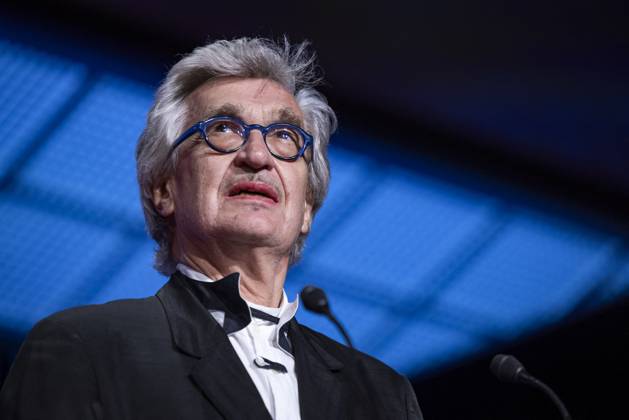 B CÃ rÃ monie de clÃ ture du 77eme Festival International du Film de Cannes au Palais des Festivals Ã Cannes Wim Wenders CÃ rÃ monie de clÃ ture du 77eme Festival International du Film de Cannes au Palais des Festivals Ã Cannes Le 25 mai 2024 Borde Jacovides Moreau Bestimage Closing ceremony of the 77th Cannes International Film Festival at the Palais des Festivals in Cannes, France On may 25th 2024 Cannes France  Copyright: xOLIVIERxBORDEx xBESTIMAGExOLIVIERxBORDEx xBESTIMAGEx