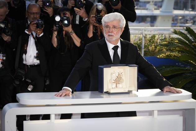 Foto IPP Daniele Cifala™ Cannes 25 05 2024 Palme D Or Winners Photocall - The 77th Annual Cannes Film Festival nella foto : US director George Lucas poses during a photocall with his Honorary Palme d Or Italy Photo Press - World Copyright