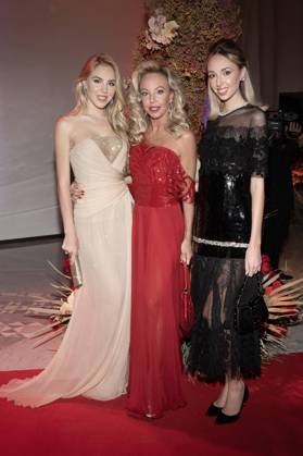 Gala Dinner for the F1 Grand Prix of Monaco Princess Maria Carolina of Bourbon Two Sicilies, Princess Camilla of Bourbon Two Sicilies and Princess Maria Chiara of Bourbon Two Sicilies attend the Gala Dinner For The F1 Grand Prix Of Monaco on May 26, 2024 in Monaco, Monaco. Photo by David NIVIERE ABACAPRESS.COM MONTE-CARLO Monaco Copyright: xNivierexDavid ABACAPRESS.COMx