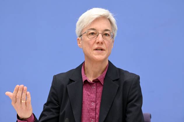 Brigitte Knopf bei der Bundespressekonferenz Sondergutachten zur Prüfung der Treibhausgas-Projektionsdaten 2024 im Haus der Bundespressekonferenz. Berlin, 03.06.2024