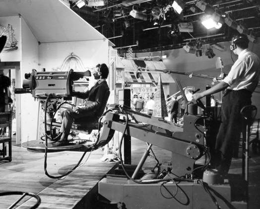 RECORD DATE NOT STATED BBC Television Studio, Shepherds Bush, London BBC Television Studio, probably Television Centre, Shepherds Bush, London, early 1960s Date: early 1960s  Copyright: Copyrightx(c)Geminix2023.xCredit:xGemini 13985379