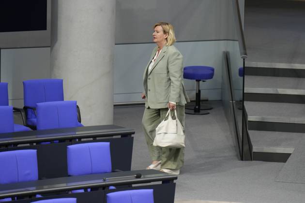 Eva Högl, Wehrbeauftragte des Deutschen Bundestages Sitzung des Deutschen Bundestags, Rede, Plenum, 172. Sitzung des 20. Bundestags, Eva Högl, Wehrbeauftragte des Deutschen Bundestages Berlin Berlin GER