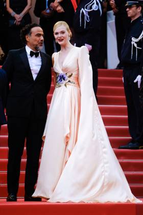 Alejandro Gonzalez Inarritu and Elle Fanning poses on the red carpet for the opening night film, The Dead Don t Die on Tuesday 14 May 2019 at the 72nd Festival de Cannes Alejandro Gonzalez Inarritu and Elle Fanning poses on the red carpet for the opening night film, The Dead Don t Die on Tuesday 14 May 2019 at the 72nd Festival de Cannes, Palais des Festivals, Cannes. Pictured: Alejandro Gonzalez Inarritu , Elle Fanning. LFI Avalon. All usages must be credited Julie Edwards LFI Avalon. Picture by Julie Edwards LFI Avalon. All usages must be credited Julie Edwards LFI Avalon., Copyright: xJuliexEdwards LFI Avalonx xAvalonx 0535947274