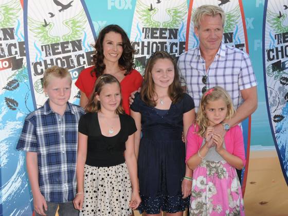 2010 Teen Choice Awards - Arrivals Chef Gordon Ramsay & family at Fox Teen Choice 2010 Awards held at he Universal Ampitheatre in Universal City, California on August 08,2010 Copyright 2010 Debbie VanStory iPhotoLive.com Universal City California United States EDITORIAL USE ONLY Copyright: xDebbiexVanStory xiPhotoLive.comx VanStory,Debbiex iphotos251793