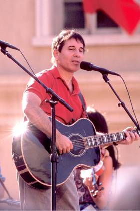 PAUL SIMON STOCK IMAGES PAUL SIMON. PICTURE ,  Copyright: xNickxElgarx xAvalonx 0547351904