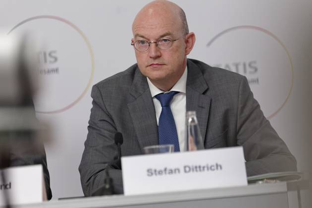 Ergebnisse des Zensus 2022 vorgestellt 2024-06-25 Deutschland, Berlin - Pressekonferenz zur Veröffentlichung der ersten Ergebnisse des Zensus 2022. Im Bild Stefan Dittrich Abteilungsleiter im Statistischen Bundesamt.