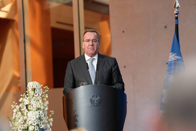 Tag des Peacekeeping 2024, Bundesminister der Verteidigung, Boris Pistorius Tag des Peacekeeping 2024, Ehrung von deutschem Personal in internationalen Friedenseinsätzen im AXICA Veranstaltungszentrum am Brandenburger Tor, Bundesminister der Verteidigung, Boris Pistorius Berlin Berlin GER