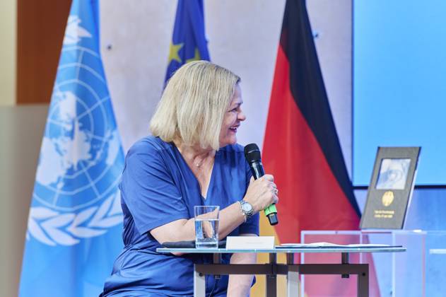 Nancy Faser - Peacekeeping 2024 EUR, Deutschland, Berlin, 27.06.2024: Bundesinnenministerin Nancy Faser (SPD) würdigt am Tag des Peacekeepings den Einsatz aller deutschen Einsatzkräfte in internationalen Friedensmissionen. Geehrt werden Angehörige von NATO-, EU- und VN-Missionen. Ein Einsatz für Stabilität, Sicherheit und Frieden sowie polizeiliche und militärische Maßnahmen zur Krisenbewältigung.