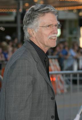 Whiteout Los Angeles Premiere 09 September 2009 - Westwood, California - Tom Skerritt. Whiteout Los Angeles Premiere held at Mann s Village Theatre. Photo Credit: Michael Jade AdMedia Westwood CA USA EDITORIAL USE ONLY  Copyright: xx MichaelxJadex admphotos441396