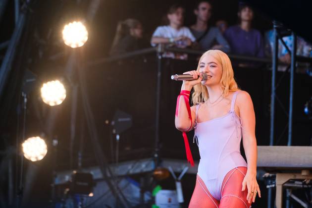 Glastonbury Festival 2022, Worthy Farm Lorde performing on the Pyramid Stage during the Glastonbury Festival on Sunday, Jun. 26, 2022 at Worthy Farm .,  Copyright: xJuliexEdwardsx xAvalonx 0702988720
