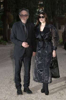 Tim Burton mit Partnerin Monica Bellucci bei der 64. Verleihung der Globi d Oro 2024 in der Accademia Tedesca di Roma Villa Massimo. Rom, 03.07.2024
