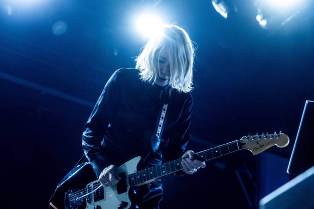 Bilder des Jahres 2024, Entertainment 07 Juli Entertainment Themen der Woche KW27 Entertainment Bilder des Tages Kim Gordon is playing at Avalon at Roskilde Festival on Friday, July 5, 2024.. (Photo: Helle Arensbak Ritzau Scanpix) , Roskilde Denmark Copyright: HellexArensbak HellexArensbakx spdk20240705-183456-L