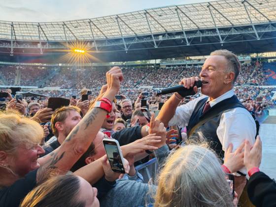 Bilder des Jahres 2024, Entertainment 07 Juli Entertainment Themen der Woche KW27 06.07.2024 xkhx Hannover, Heinz von Heiden Arena Konzert US-Superstar der Boss Bruce Springsteen mit seiner E Street Band ei dem einzigen Konzert in Deutschland